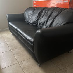 Black Leather Couch 