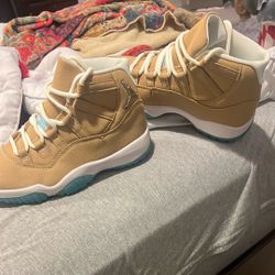 New Never Worn (Jonson’s 11’s H Towns )