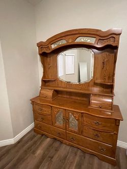 Wood dresser