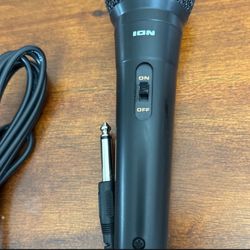 Speaker Wired Microphone Mic with On/Off Button