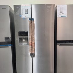 Maytag Side By Side Refrigerator In Fingerprint Resistant Stainless Steel 