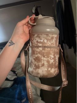 HydroJug Traveler Water Bottle with Carrier Sleeve