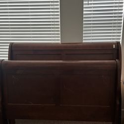 Queen Size Wooden Bed Frame 