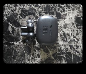JBL Vibe Beam - True Wireless. Hardly Used. Working Perfectly. Black. 30$ Negotiable/Best Price