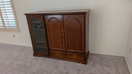 Entertainment Cabinets