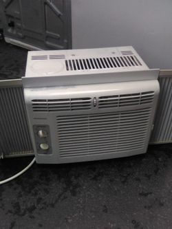 Frigidaire Window AC Air Conditioner