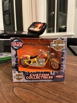 harley davidson collectible yellow motorcycle toy
