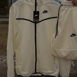 Nike Tech True Religion