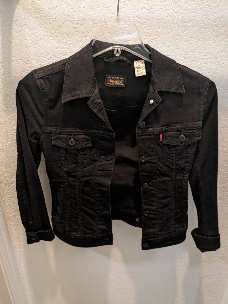 Levi's XS Women's Jacket Lightly Used