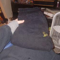 Ovo Drake Pants Size Medium