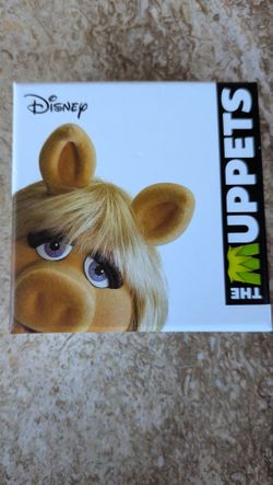 NIUE DISNEY'S MISS PIGGY 1OZ SILVER