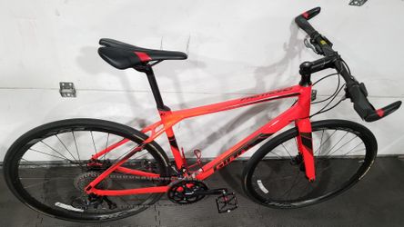 2020 GIANT FASTROAD SL 1 Size M L ROAD BIKE for Sale in Perris