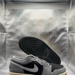 Air Jordan 1 low SE light smoke grey