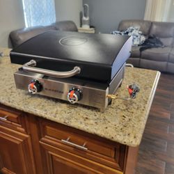 Blackstone Griddle 22”