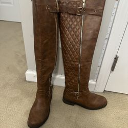 Brown Boots Size 7