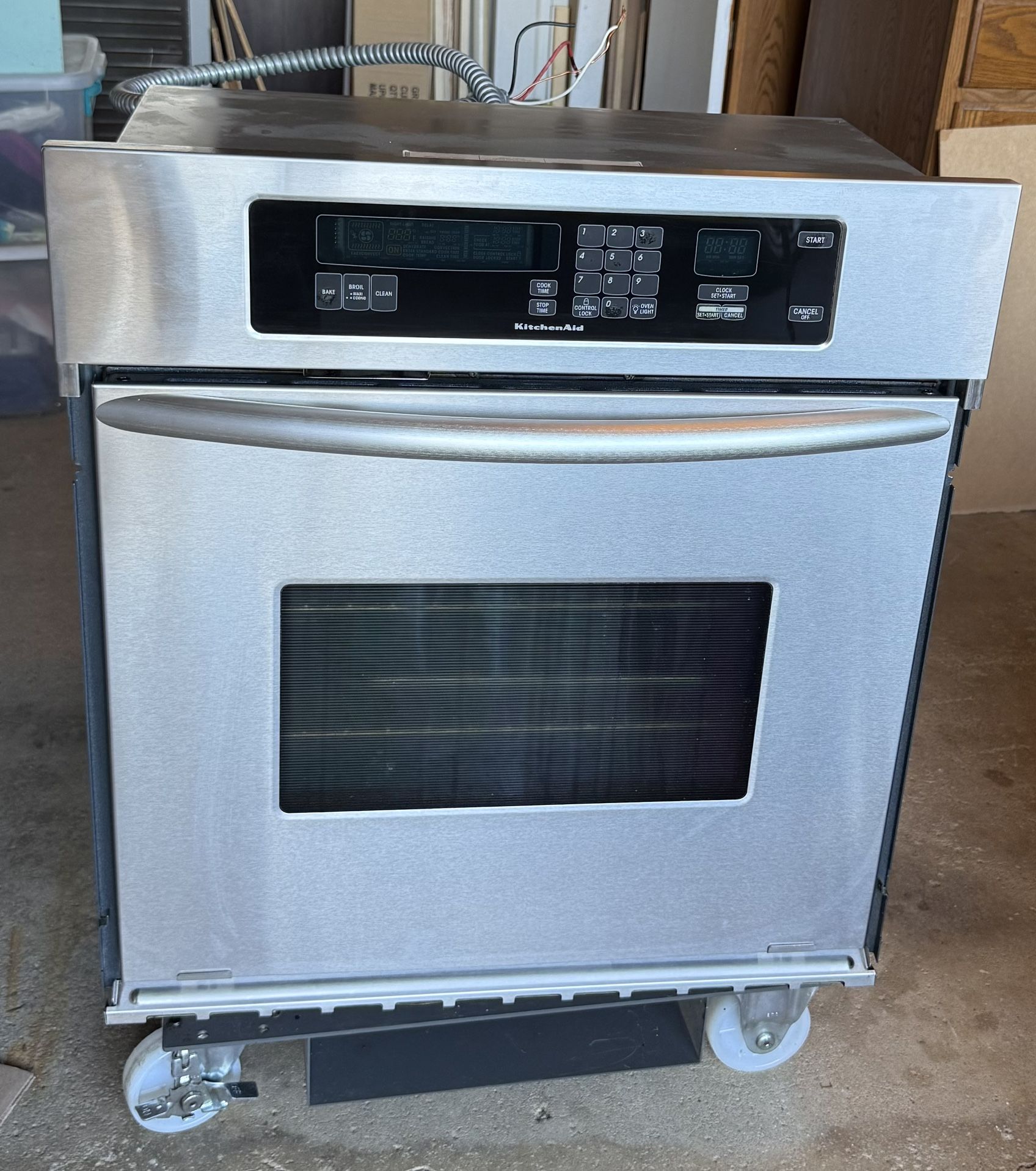 Kitchen Aid 27” Built in Electric Oven