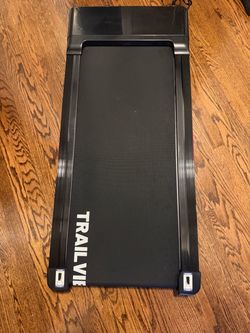 Floor treadmill