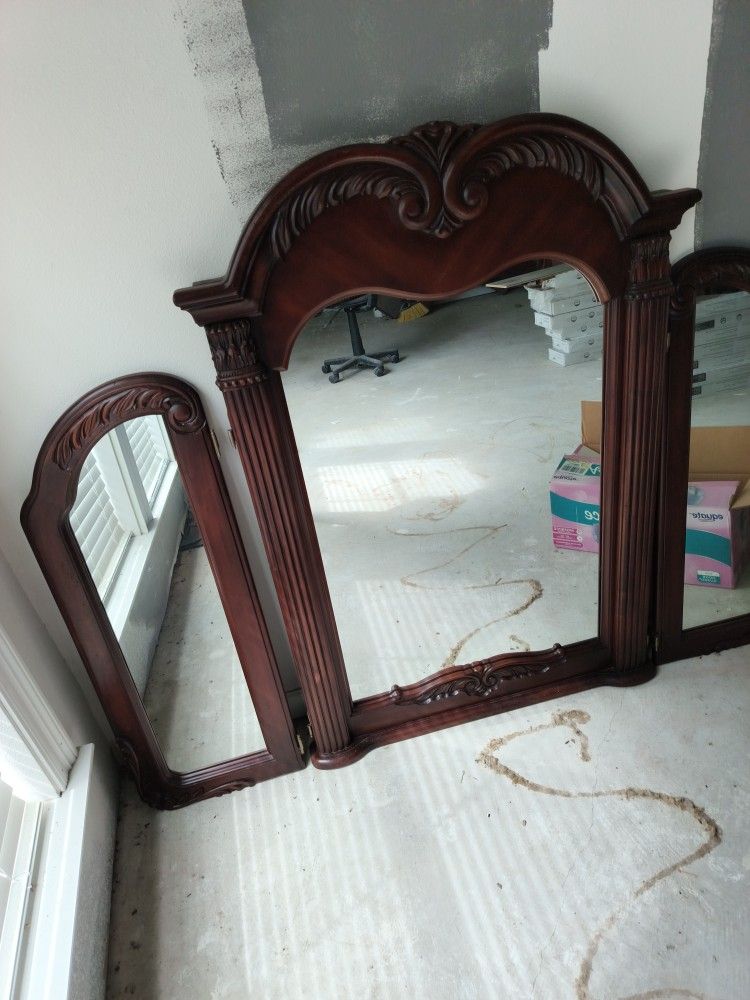 Ashley Cherrywood 3 Pc Mirror Set