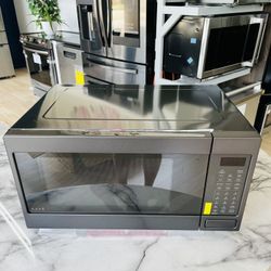 Café 1.5 Cu. Ft. Smart Countertop Convection/Microwave Oven