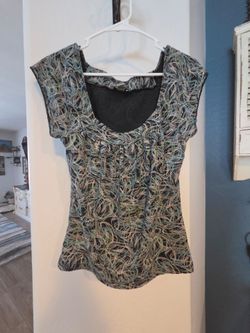 Ann Taylor LOFT Women’s Abstract Print Short Sleeve Top Size S