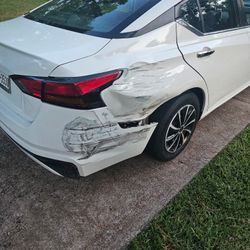 Paint & Body Work / Pintura Y Enderezado/ Body Shop / Parts /Partes 