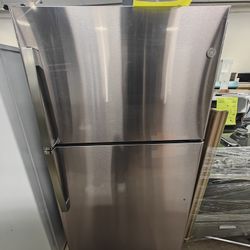 GE 33inch top freezer 