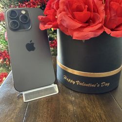 Valentine’s Day Sale! iPhone 15 Pro Xfinity 128GB - Black