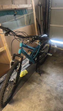 Huffy Trail Mountain Bike barely used