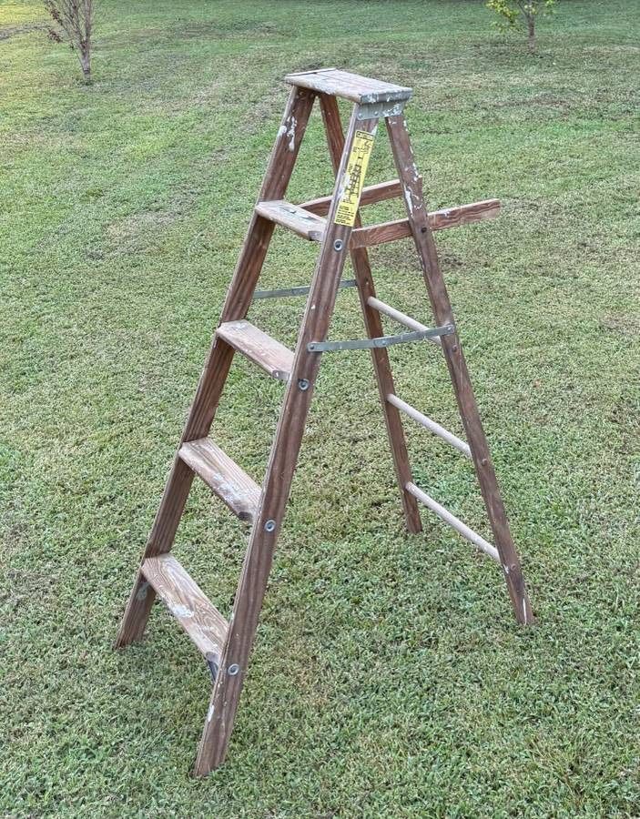 5 Steps Painter Wooden Folding Ladder Farmhouse Decor Plant Stand