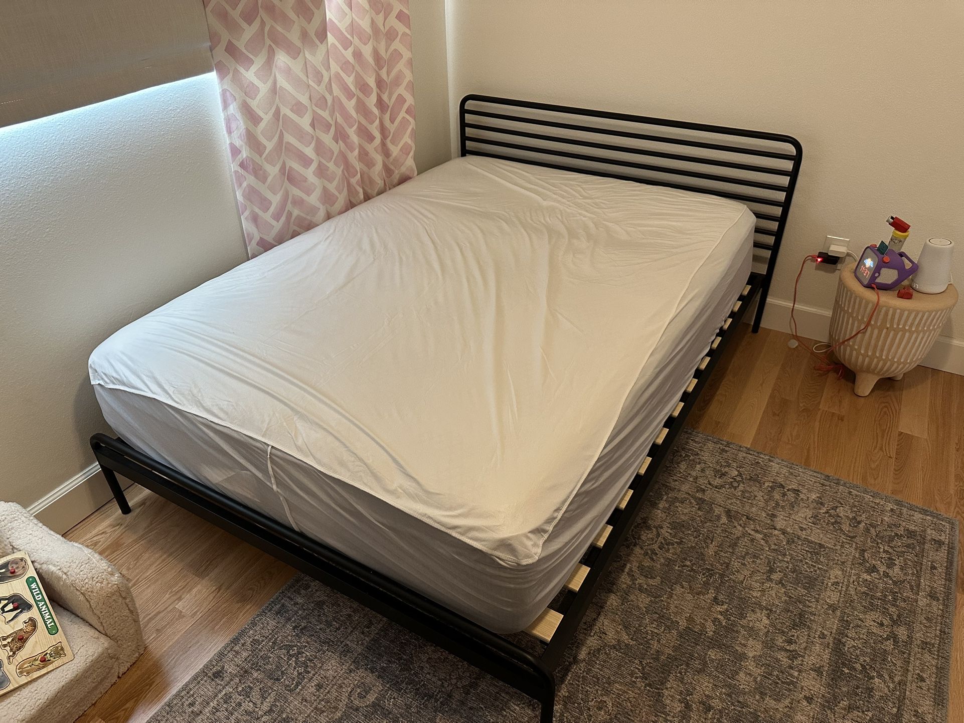 Black Metal Full Size Bed Frame