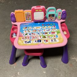 VTech Explore And Write Activity Desk - Pink