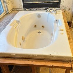 Bathtub  Spa Tub With Jets