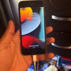 Apple iPhone 8