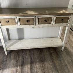 Accent Table 