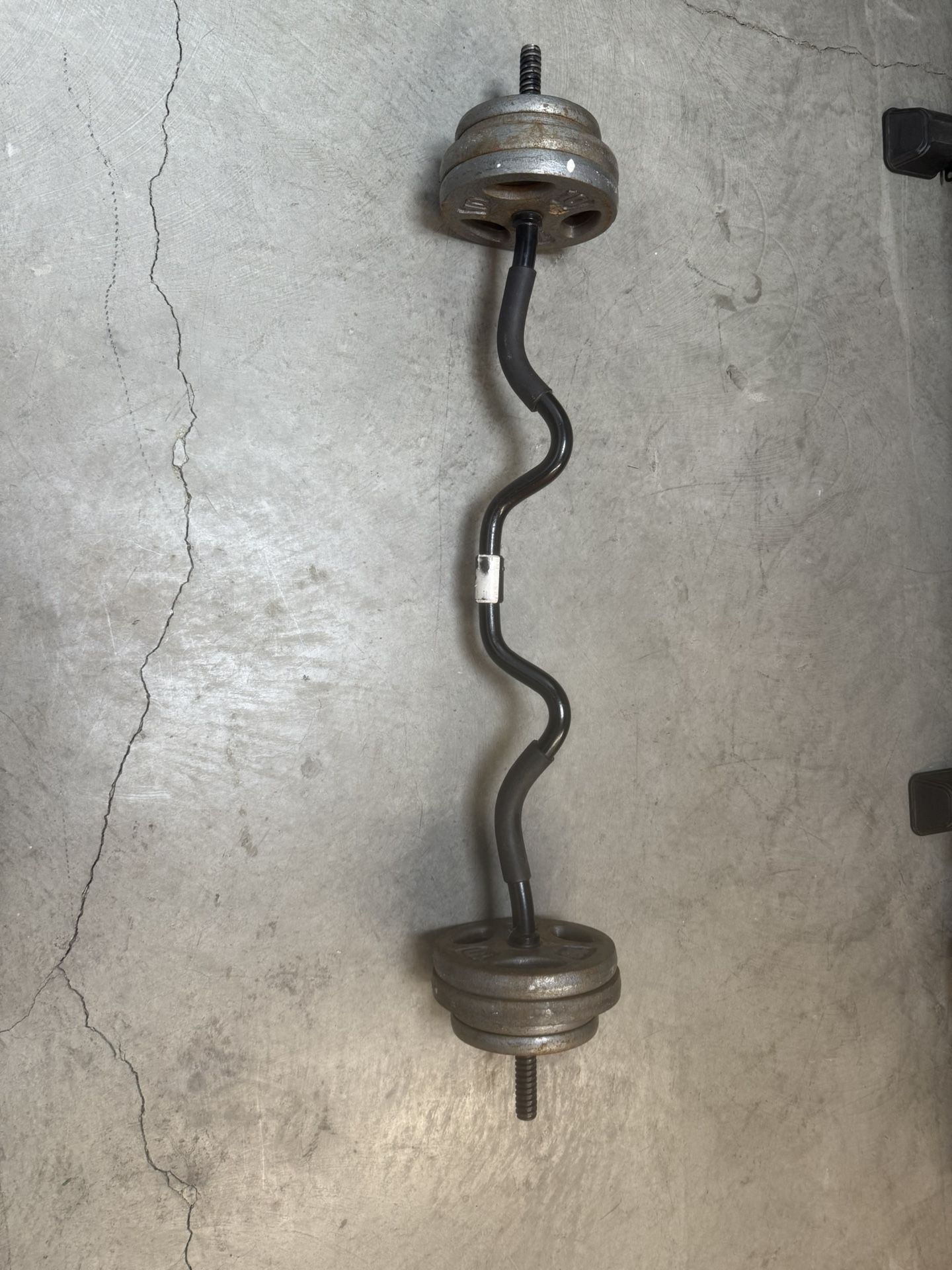 Curling Bar With Adjustable 60 Lbs