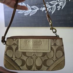 Vintage COACH wristlet