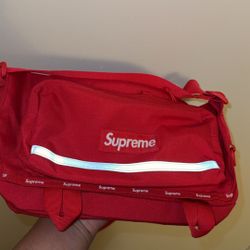 Supreme Messenger Bag, Brand New Never Used St8 From Supreme