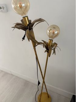 Elegant Gold Palm Tree Floor Lamp – Modern Statement Piece