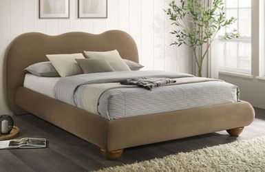 Brand New Brown Queen Platform Bed Frame (Available in Eastern King)