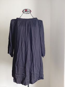 Barely worn Michael Stars black dress - size small