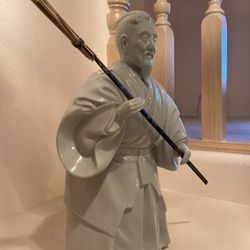 Porcelain Asian Sculpture 