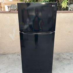 LG Fridge Black 23cu Ft 33x33x68🛑👍3 MONTHS WARRANTY 