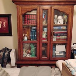 Vintage 2 Pieces China