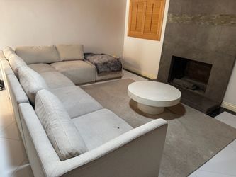 Living Style Large Cream Modular Sectional + Ottoman – $1,000 OBO