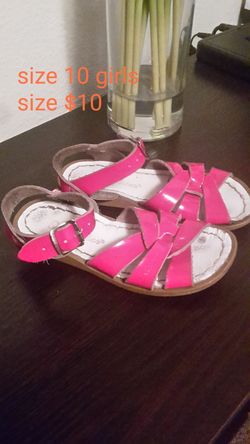 Saltwaters girls size 10