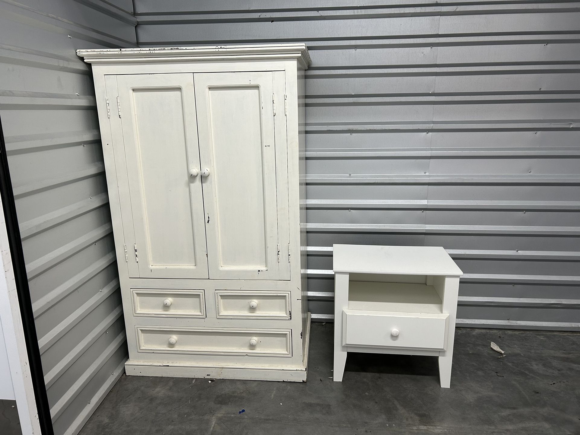 Wood Armoire/Bedroom Tv cabinet/3 drawers