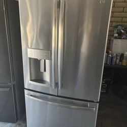 Fridges For Sale Are Plugged In Free Deliver 
