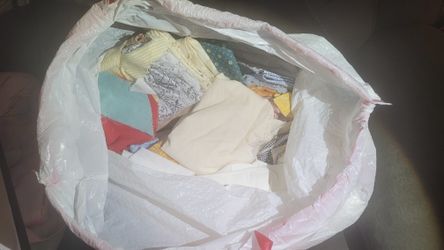 QUILTING FABRIC MATERIAL PIECES