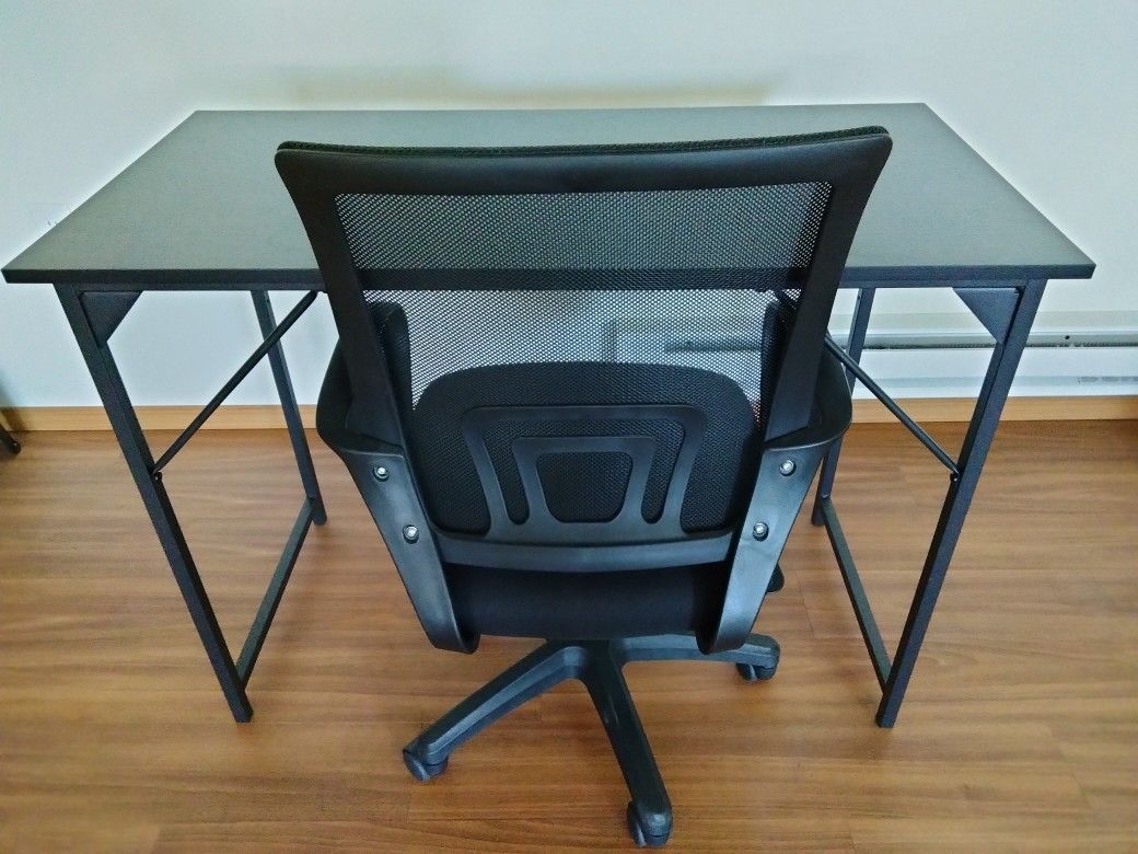 Desk & Office Chair Set