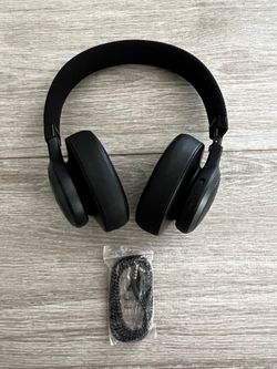 JBL LIVE 500BT Wireless Bluetooth Headphones - Like New
